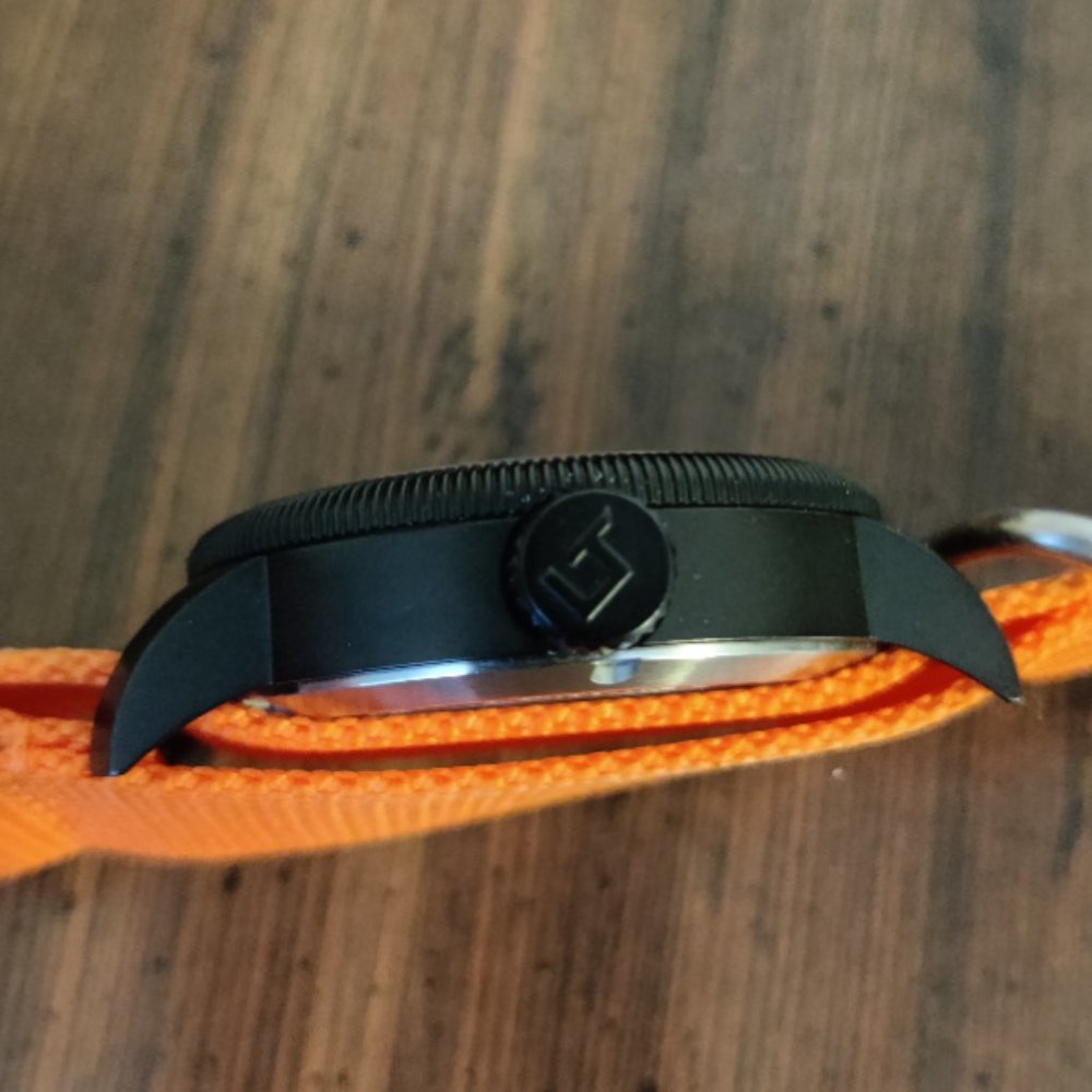 Lum-Tec Combat B38 GMT Watch - Picture 6 of 14